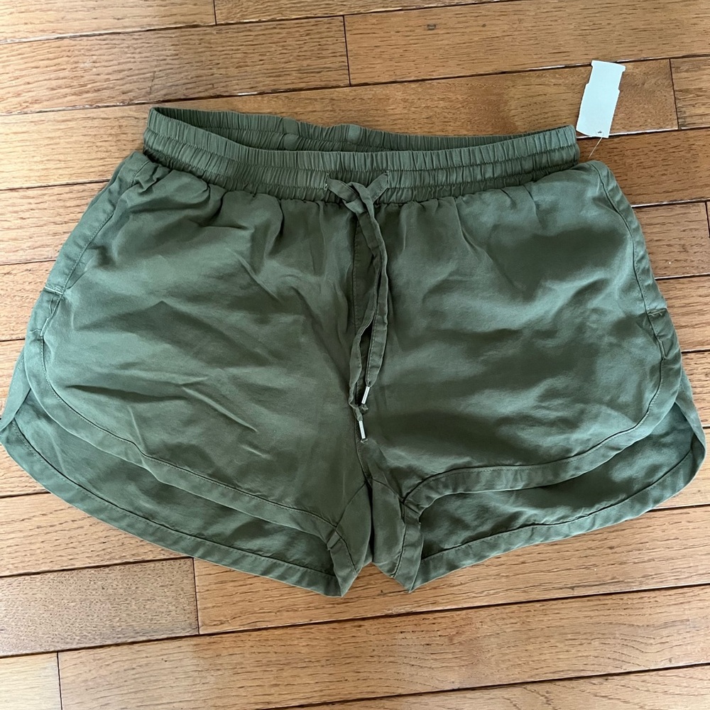 Army Green Summer Shorts Size Small